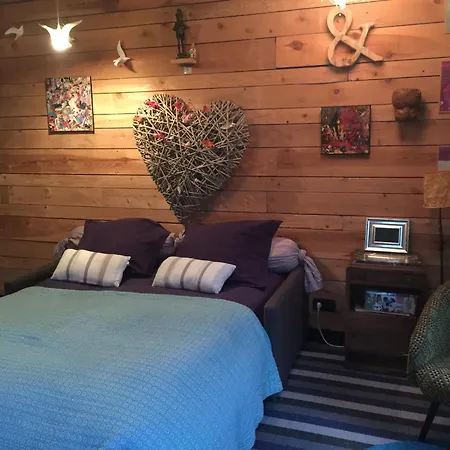 Petites Maisons Atypiques Chalet *